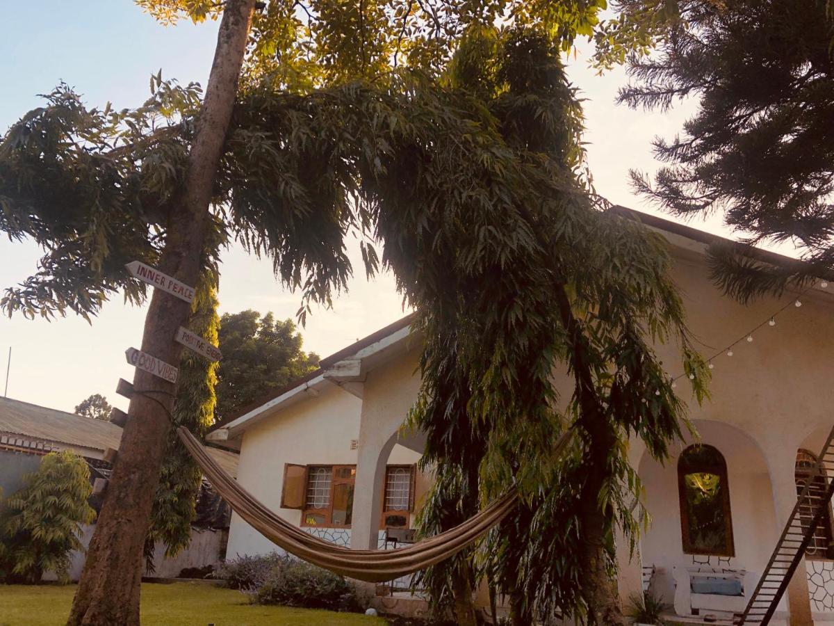 Safari Adventures-House Bed & Breakfast Arusha Exterior foto