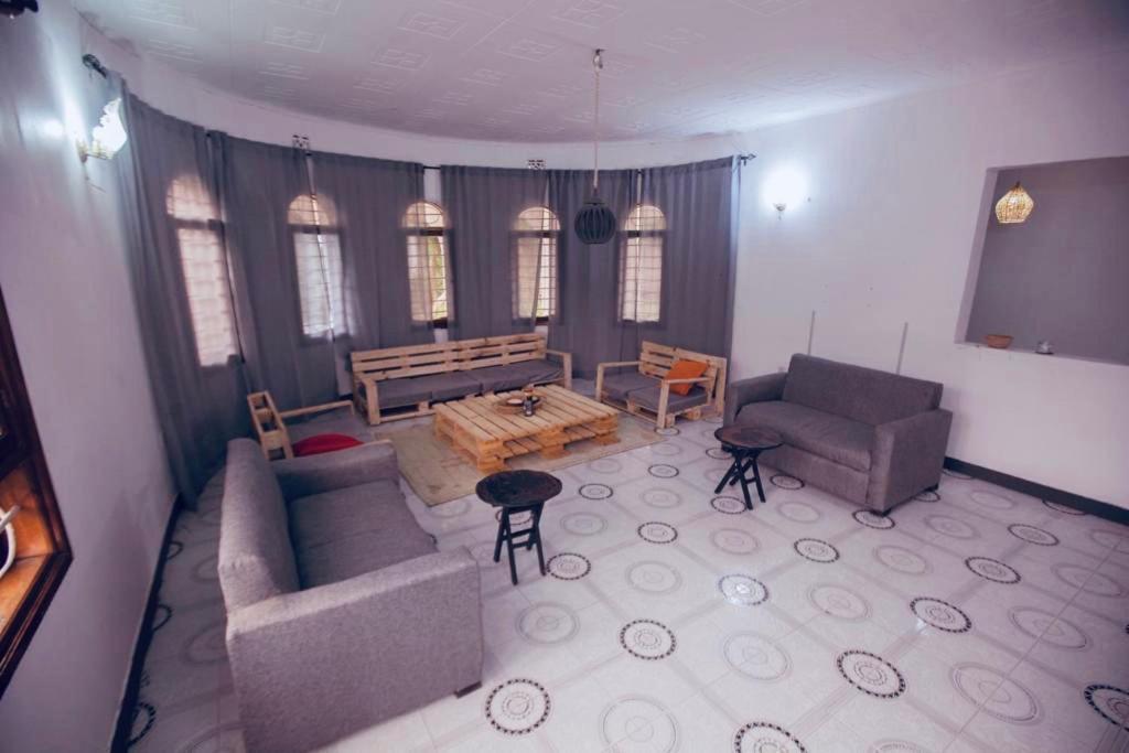 Safari Adventures-House Bed & Breakfast Arusha Exterior foto